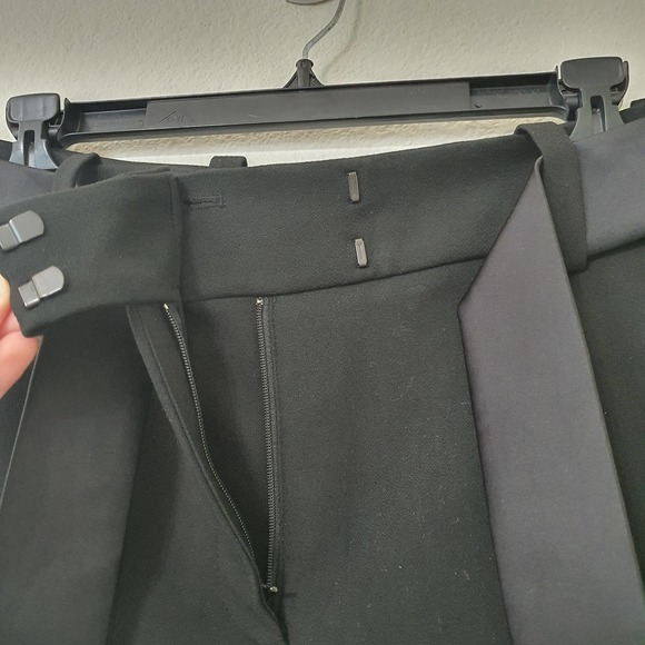 Maje Black Paris Belted Flat Front Shorts Women's Size M - Picture 4 of 11